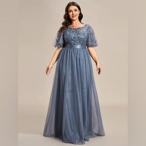 NEW Mother of the Bride Sequin and Tulle Gown